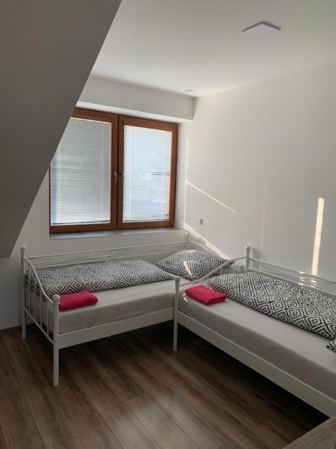 Apartmany Holiday Ostrava Bagian luar foto