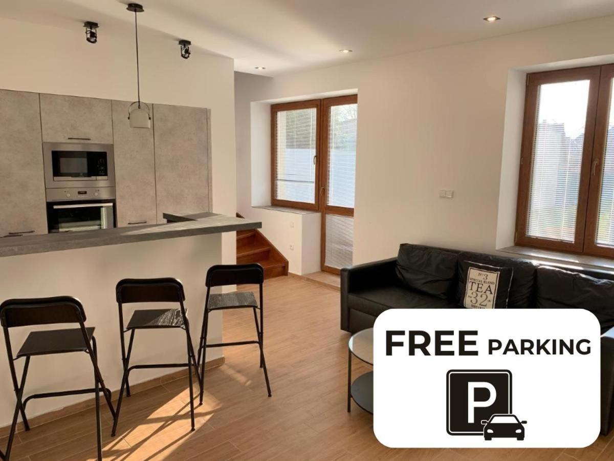 Apartmany Holiday Ostrava Bagian luar foto